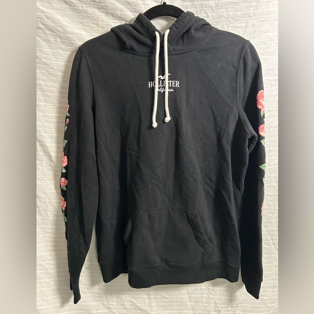HOLLISTER Must-Have Collection Pullover Hoodie Sweatshirt  Black Size L